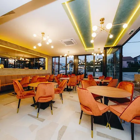 Hotel Garni Radovic 3*