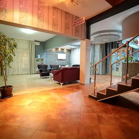 Garni Radovic 3* Kragujevac