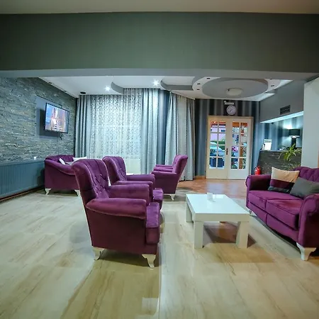 Hotel Garni Radovic 3*