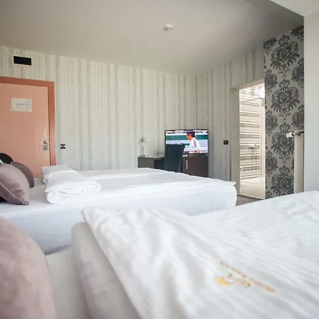 Garni Radovic 3* Kragujevac