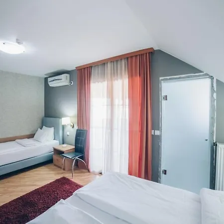 Garni Radovic Hotel